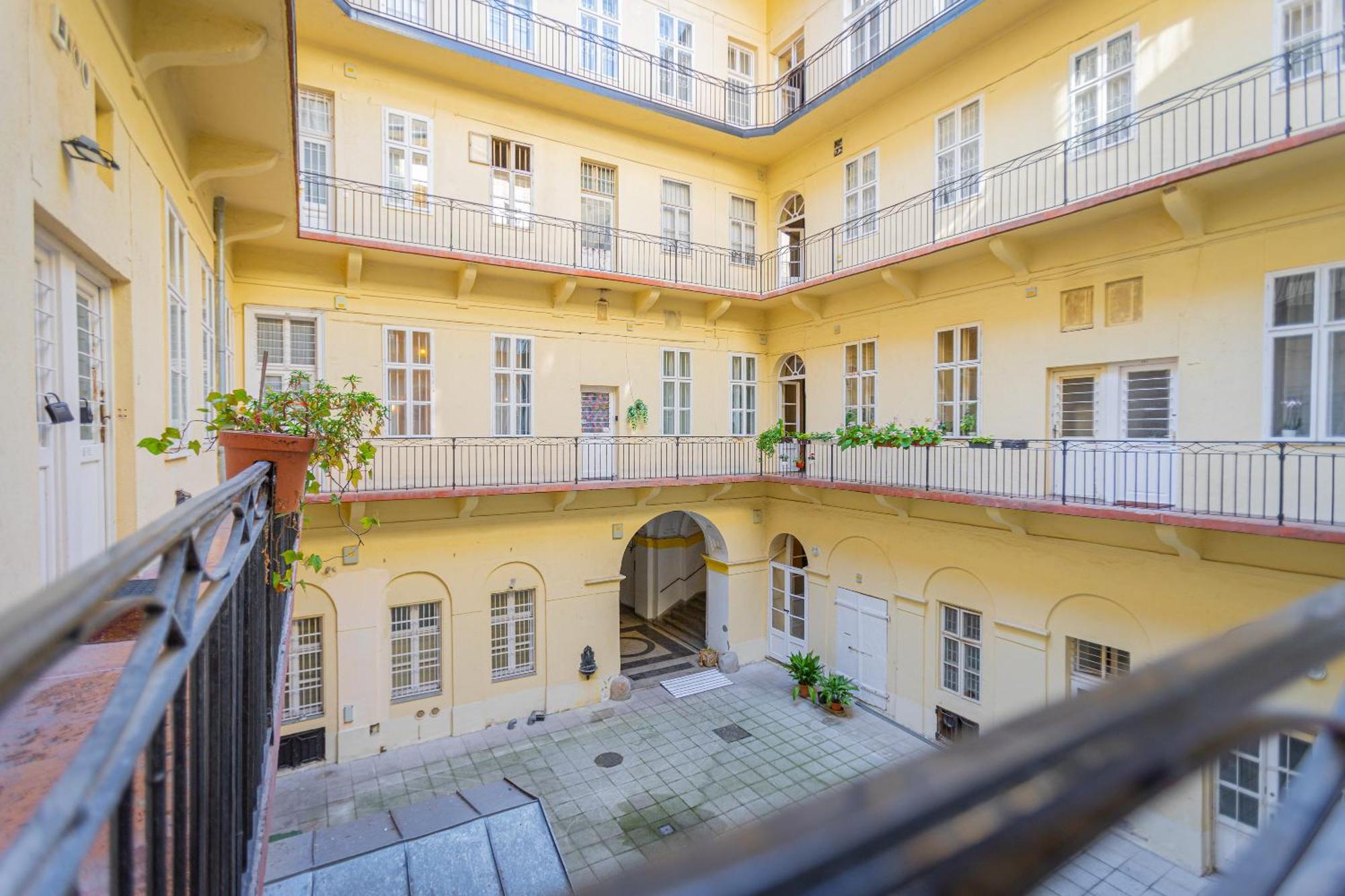 Dorotea - Cosy Home In The Heart Of Budapeşte Dış mekan fotoğraf